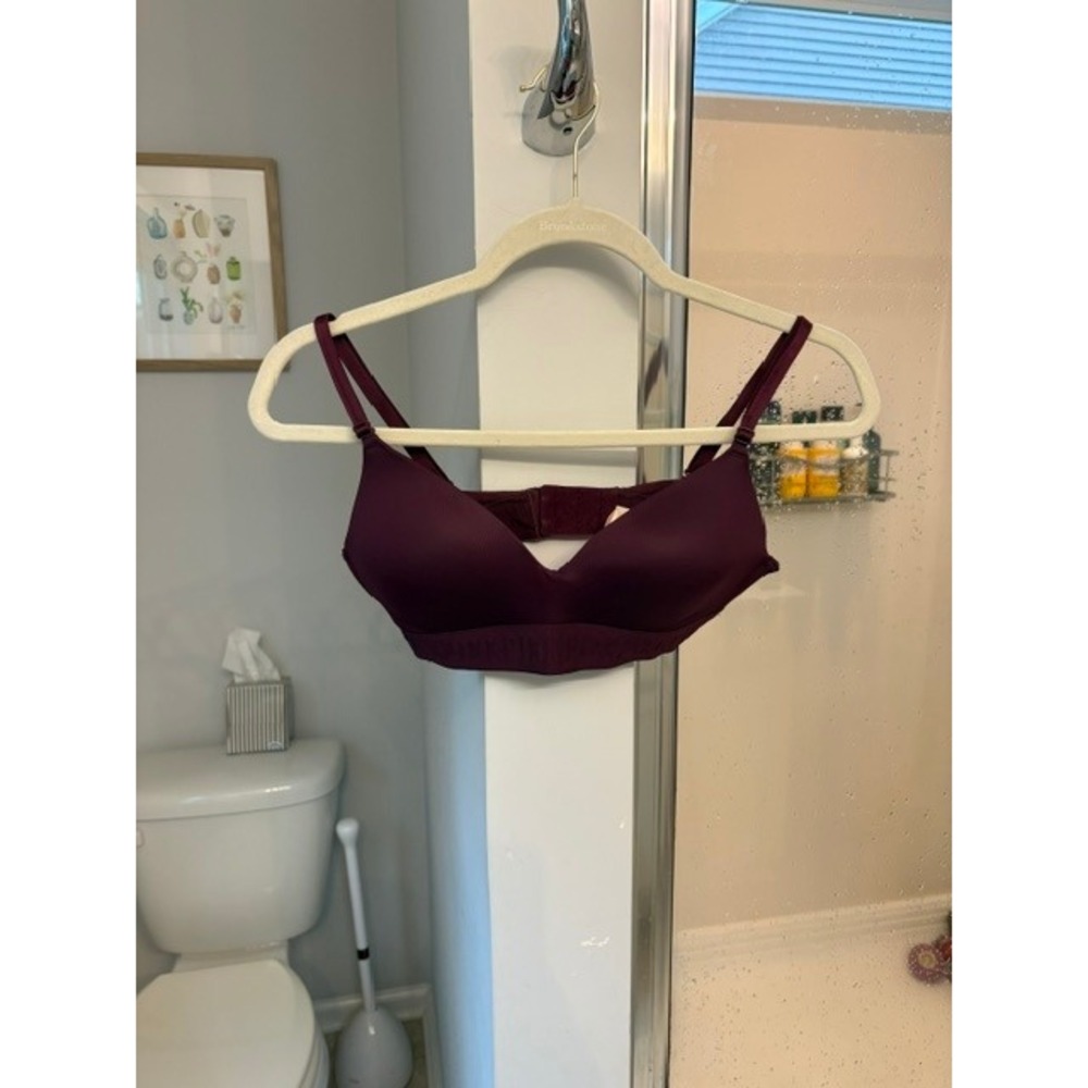 PINK Victoria's Secret Lightly Lined Wireless Bra Burgundy Plum Adjustable Strap